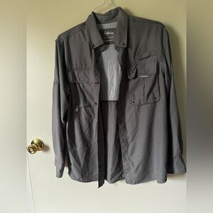Cabela's Men's Gray Checkered shirt